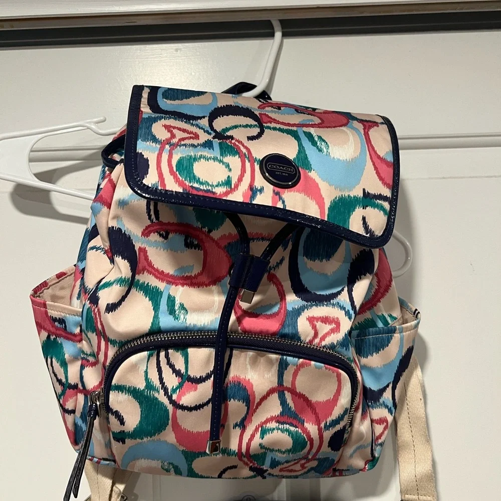 Coach Abstract Pattern Backpack - Picture 8 of 9